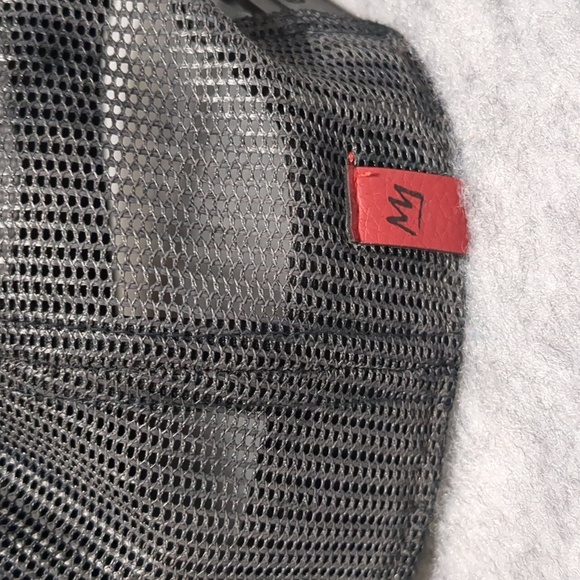 MAMMOTH MOUNTAIN Logo Snap Hat Black on Black Adjustable - Picture 4 of 7